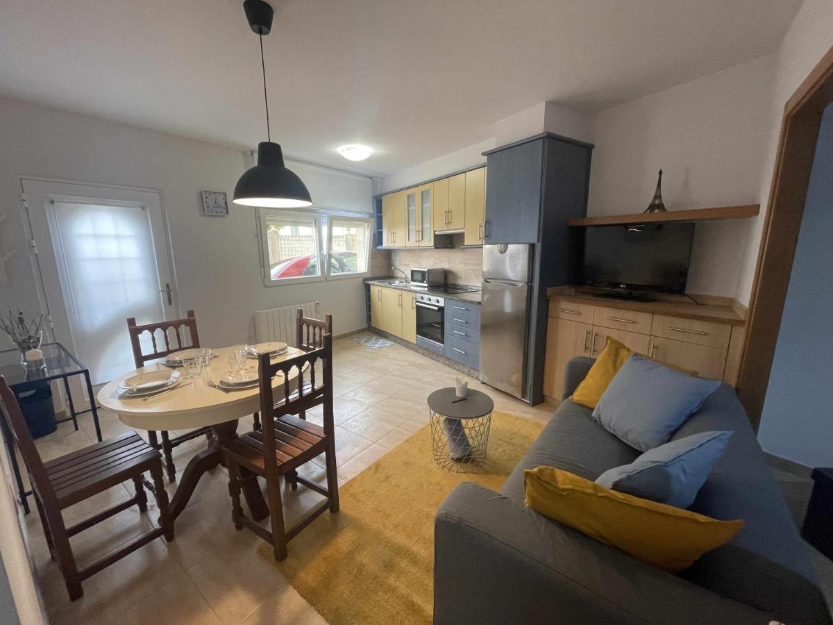 Grupo Gontad Apartamento Travesia Da Agra A Coruna Luaran gambar